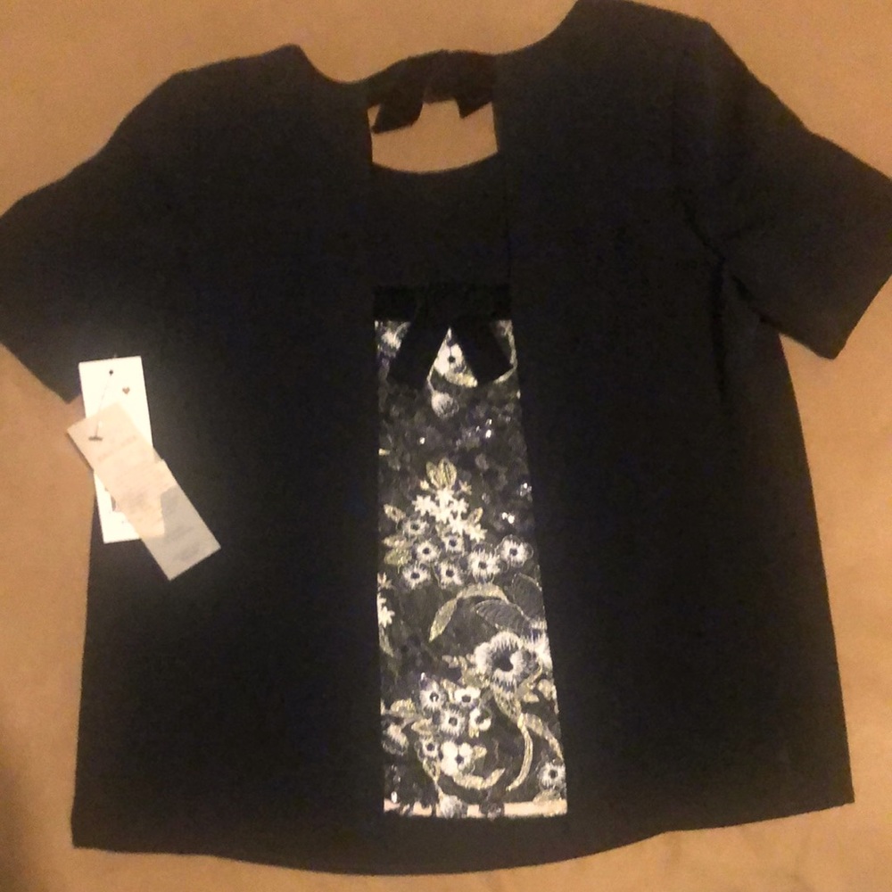 Dressy short sleeve black top with lace